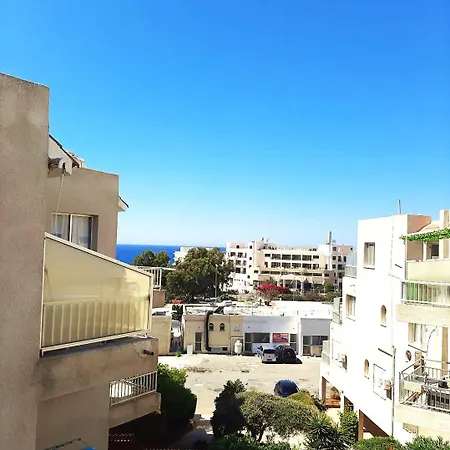 Daire H&o Charming Hideaway Pafos