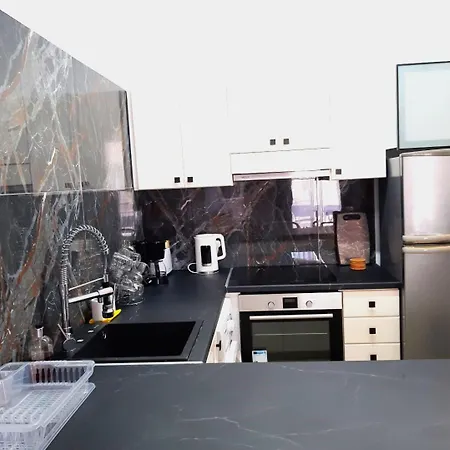 Διαμέρισμα H&o Charming Hideaway