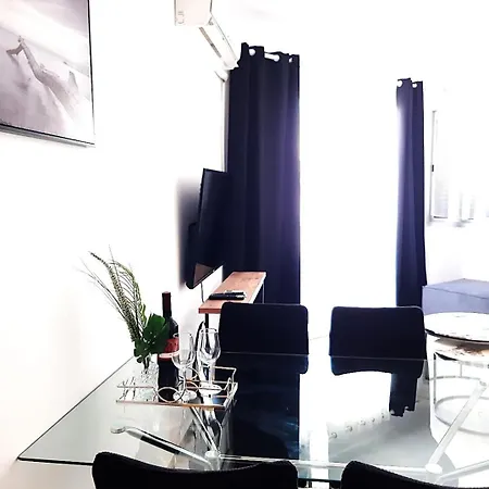 H&o Charming Hideaway Daire Pafos