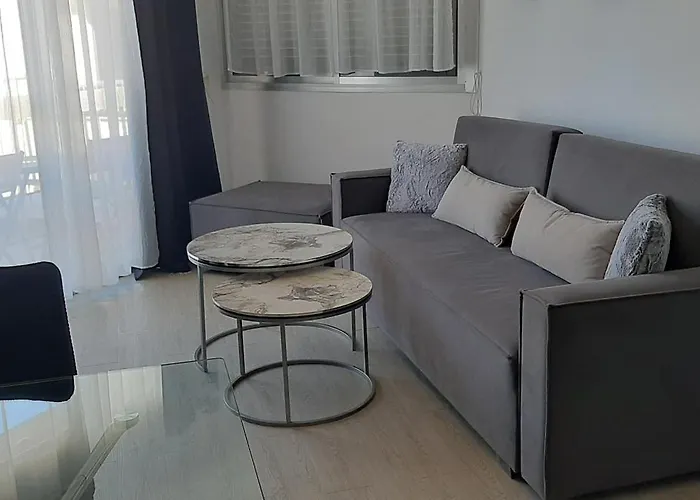 H&o Charming Hideaway Paphos