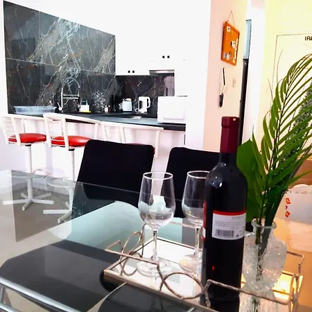 H&o Charming Hideaway Apartman Paphos